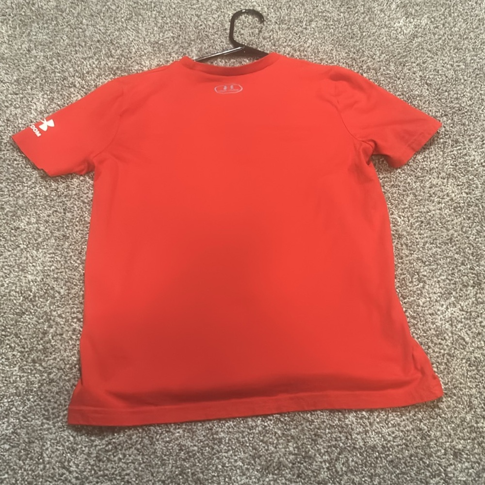 YOUTH XL UNDER ARMOR RED AMERICA LOGO - Picture 3 of 4